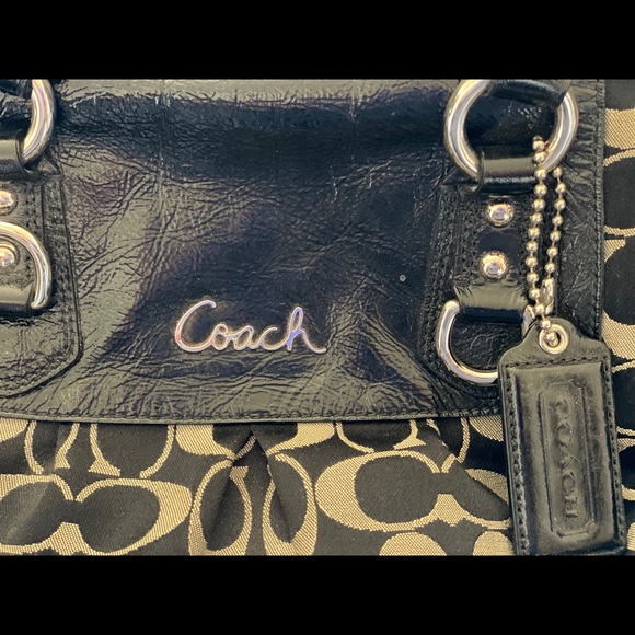 Coach Hand Bag - Picture 2 of 6
